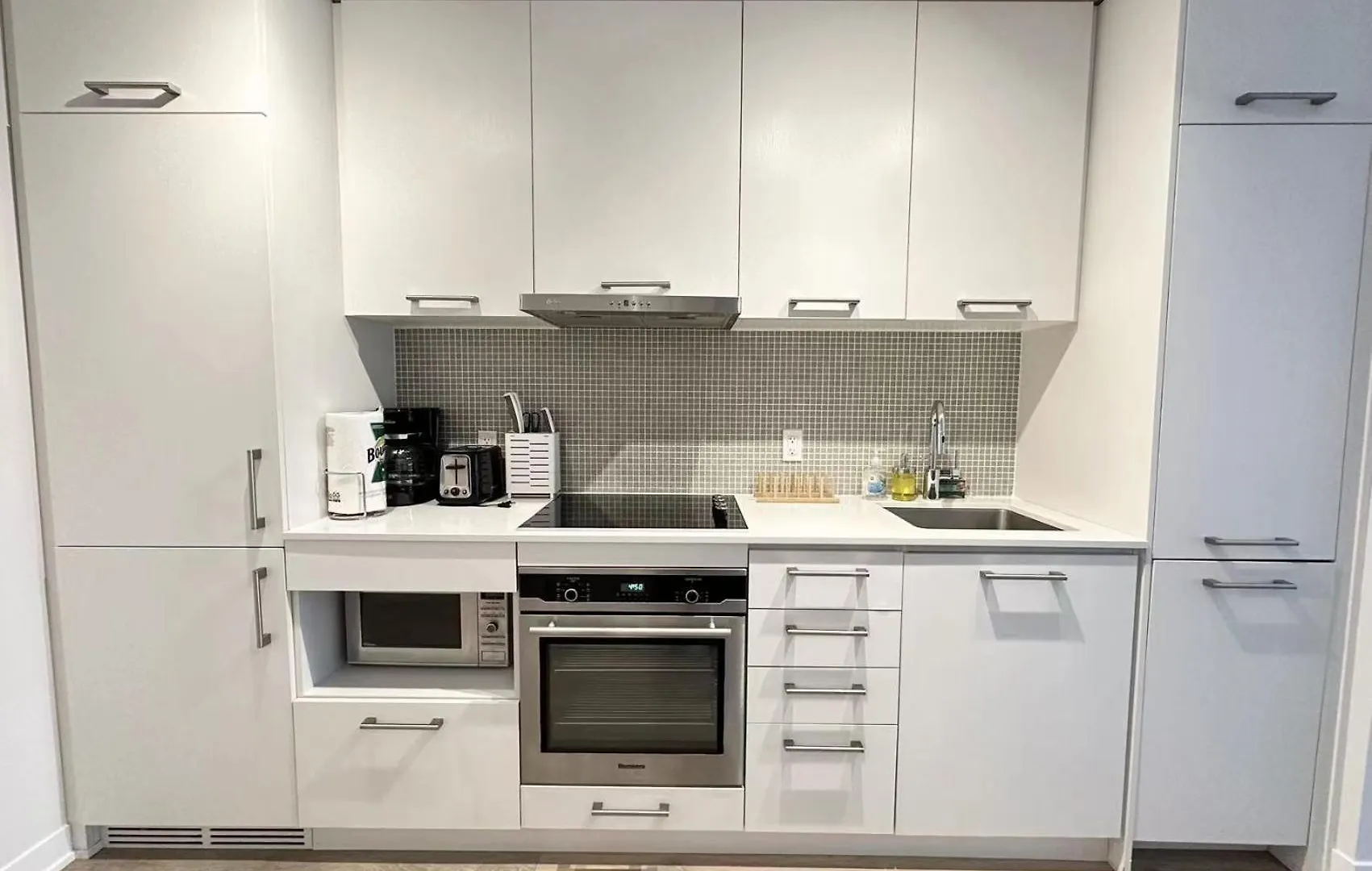 Lovely One Bedroom / Entertainment District P4 Toronto 0*,  Canada